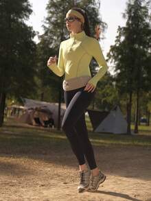 SHEIN In My Nature 女士半拉链高领短袖/长袖T恤，撞色缝线，适合徒步和露营等户外活动穿着 - 黃色 - 查看 4