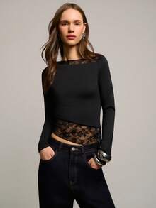 Nöista Fitted Long-Sleeve Top With Asymmetrical Lace Trim And Semi-Sheer Effect. Feminine And Modern, Perfect For Party Outfits, Nightlife Looks, Spring Styling And Spring Summer Occasions. - Black - View 3