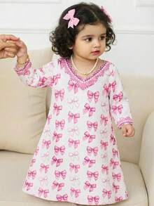 SHEIN Baby Girl's White And Pink Long-Sleeved Dress,Cute Bow Print V-Neck,Autumn Party Arabic Abaya,Elegant Loose-Fitting Prayer Dress For Spring - Pink - View 7