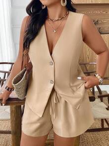SHEIN LUNE ملابس علوية صدرية أحادية الصدر بياقة على شكل حرف V وشورت بخصر مربوط للنساء ذوات الأحجام الكبيرة، طقم كاجوال للتنقل - لون مشمشي - مشاهدة 6