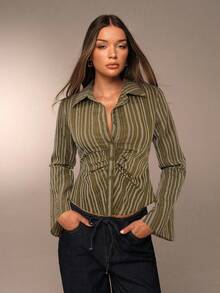 SHEIN Forever 21 女士常规肩部喇叭袖收腰条纹纽扣前襟时尚衬衫 - 咖啡棕 - 查看 3