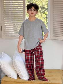 DAZY 男童纯色圆领短袖T恤和格子裤睡衣套装 - 灰色 - 查看 4