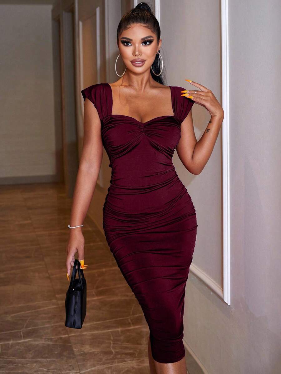 SHEIN Cottnline Women's Solid Color Sweetheart Neck Ruched Fitted Elegant Dress - Burgundy - View 1