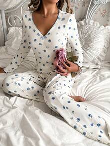 SHEIN Blueberry Print Soft Ribbed Fabric Women Long Sleeve Pajama Set Sleep Wear Women 2 Piece Set - Apricot - View 3