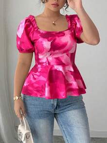 Elenzga 时尚大码常规长度荷叶边上衣，饰有多色植物图案，泡泡短袖和方领。休闲多色图案荷叶边上衣，方领短泡泡袖，荷叶边下摆，打造时尚造型。夏季外出上衣，红色上衣，碎花上衣，春夏上衣，度假休闲上衣。 - 彩色 - 查看 4