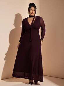 SHEIN BAE Vestido largo minimalista de talla grande con escote en V, cintura ceñida y ribete de encaje, color borgoña, otoño, elegante, atuendo de Navidad y Año Nuevo para mujeres, vestido de invitada de boda - Café integral - Ver 4