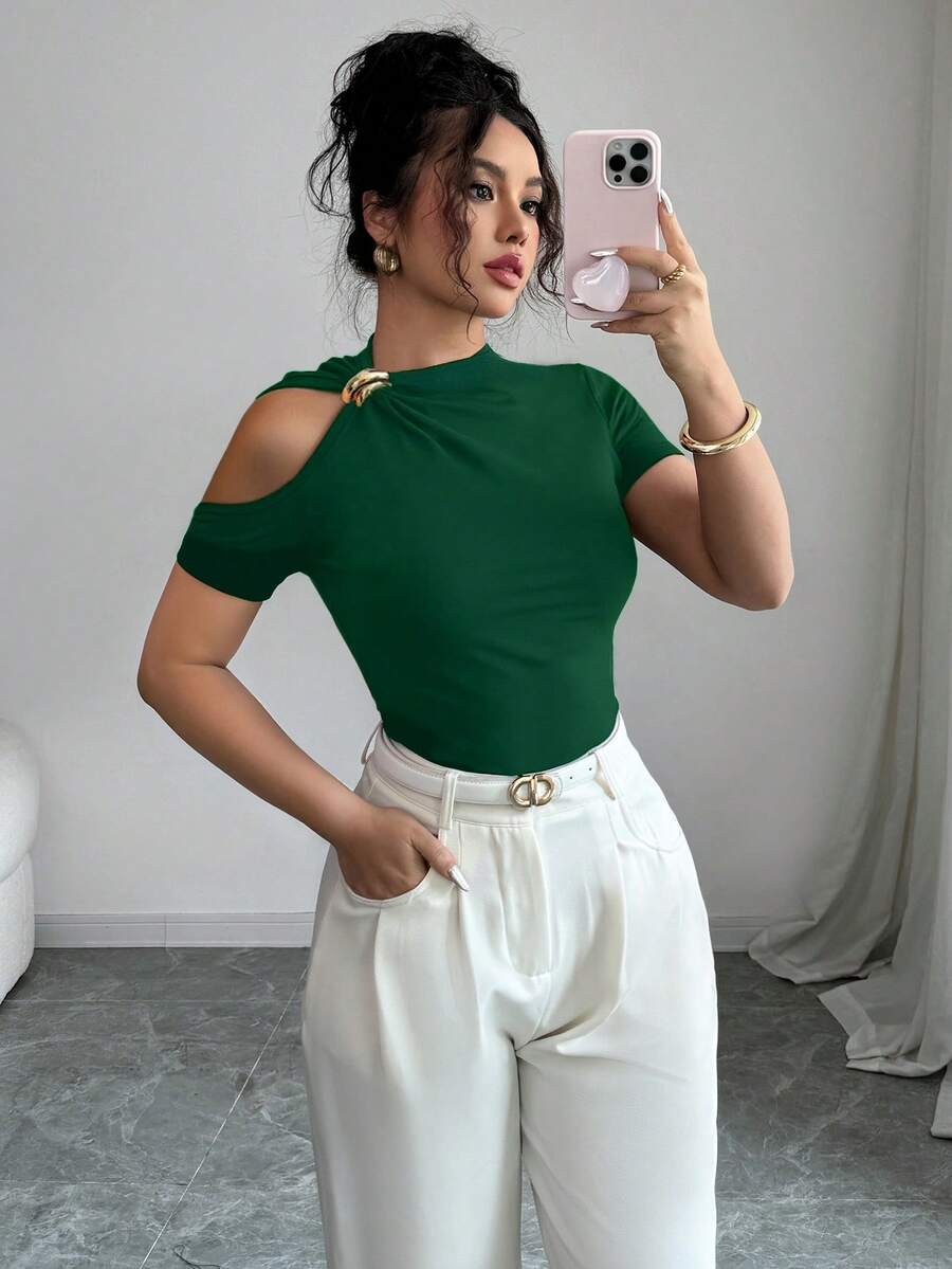 Selianne Women's Casual Minimalist Solid Color Metal Decor Cold Shoulder Short Sleeve Fitted T-Shirt, Summer - Green - View 1