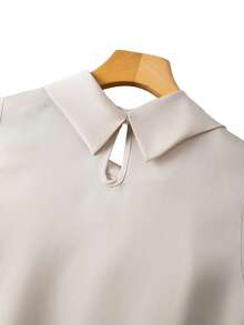 GlowEve CURVE Áo kiểu không tay bằng satin thắt nơ dành cho nữ cỡ lớn, thanh lịch cho mùa xuân/hè. - Màu be - Xem 7