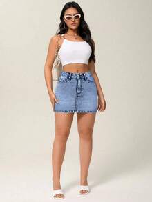 SHEIN PETITE Jupe en jean mini avec poches, style casual de rue pour femmes