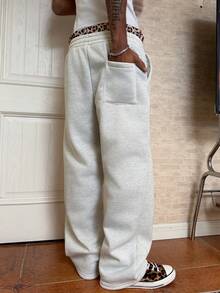 Manfinity Roghcode 男士休闲抽绳腰带运动裤，撞色弹力设计，饰有刺绣，街头风，适合朋友聚会、情侣装、宽松版型，印花图案，日系风格，男女皆宜，我爱我的女朋友 - 灰色 - 查看 2