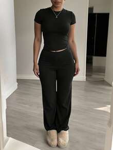 INAWLY Solva Bộ 2 áo thun dài tay màu trơn cho nữ và quần cạp rút dây cho bộ đồ thường ngày - màu đen - Xem 4