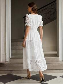 ZEYLAH Vestido elegante de mujer con cuello cuadrado, mangas cortas abullonadas y parches bordados - Blanco - Ver 3