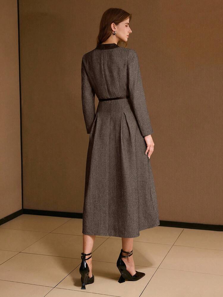 WOMEN'S CONTRAST COLLAR FOLD PLEATED DRESS