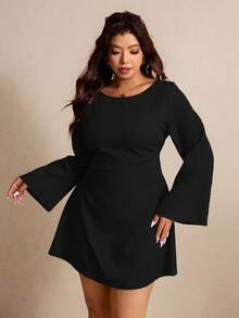 Elaquor Đầm thời trang cỡ lớn dành cho nữ, màu trơn, cổ tròn, tay loe, xếp ly. - màu đen - Xem 3