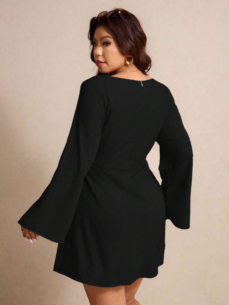 Elaquor Plus Size Women Solid Color Round Neck Flare Sleeve Ruched Fashion Dress Black Plus Size Dress - Black - View 2