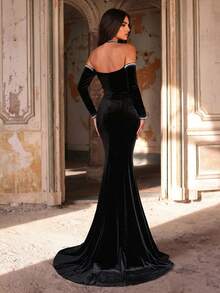 Glamrae Elegant Luxurious Beaded Off Shoulder Long Sleeve Stretch Velvet Mermaid Dress, Suitable For Weddings, Parties, Vacations, Balls, Formal Events (Heavy Embellishment) Black - Black - View 2