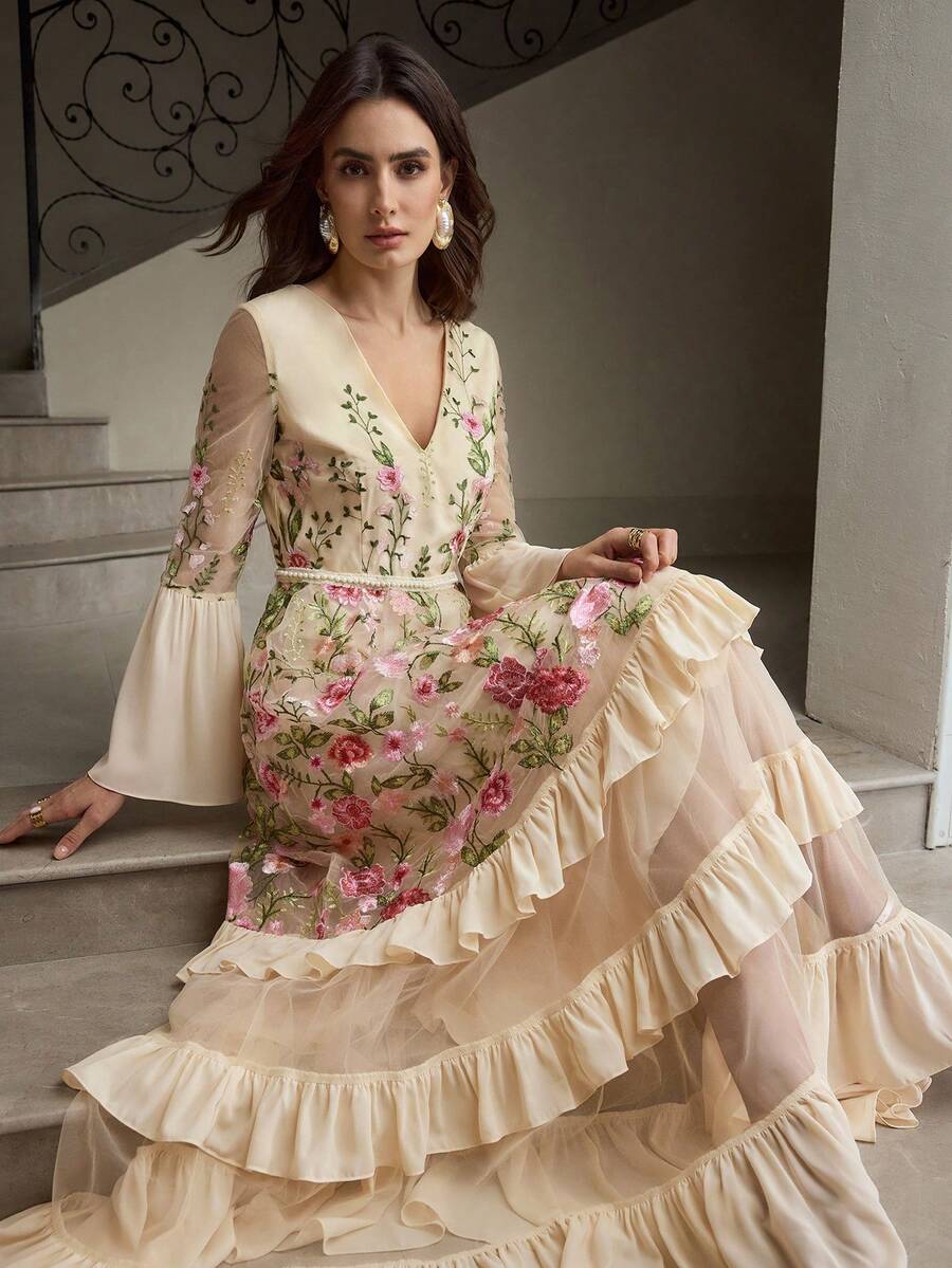 ZEYLAH 女士时尚玫瑰刺绣连衣裙 - 杏色 - 查看 1