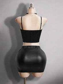 SHEIN ICON Áo corset hai dây màu đen gợi cảm và thời trang phong cách Millennials Y2K, tối màu Gothic, tiên phong và táo bạo, phối da và nhung, thiết kế cánh dơi. - màu đen - Xem 2