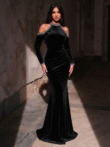 Glamrae Elegant Luxurious Beaded Off Shoulder Long Sleeve Stretch Velvet Mermaid Dress, Suitable For Weddings, Parties, Vacations, Balls, Formal Events (Heavy Embellishment) Black - Black - View 5