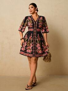 Travachic 大码女式黑色碎花连衣裙，V领短袖收腰短裙，早春海岛度假浪漫连衣裙，波西米亚风连衣裙 - 黑色 - 查看 6