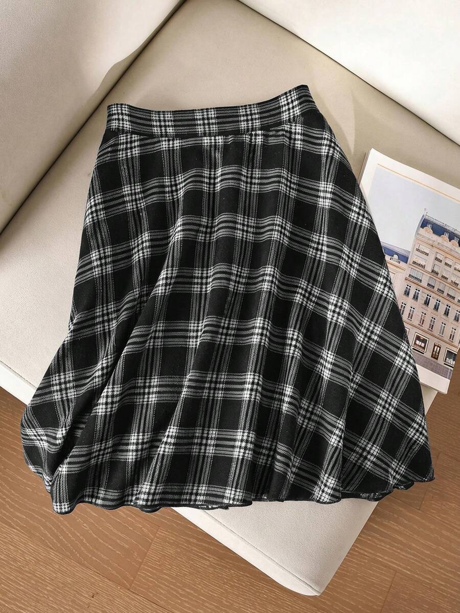 CosyJoli Chân váy dáng chữ A dài đến đầu gối, kiểu vintage kẻ caro màu cà phê, cỡ lớn, phong cách thường ngày. - Đen và trắng - Xem 1