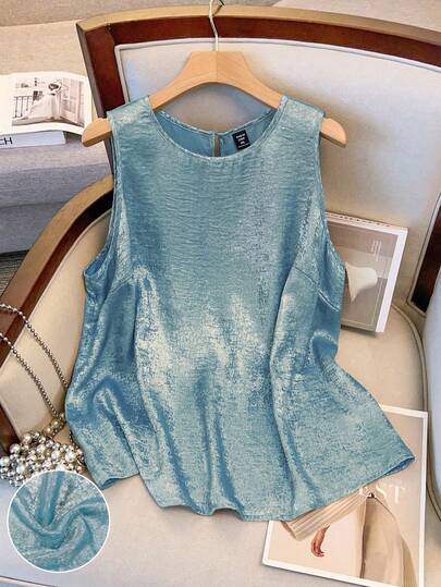 GlowEve CURVE Plus Size Women Loose Fit Round Neck Luxury Metallic Casual Tank Top, Suitable For Daily Summer And Holiday Party Wear