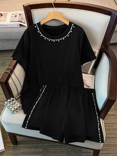 GlowEve CURVE New Plus Size Women's High-End Casual Sports Set, Loose Fit Slimming Short Sleeve T-Shirt And Shorts 2 Piece Set, Elegant For Home Or Outdoor Wear, Black Outfit