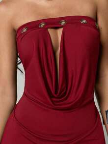 SHEIN TRNDY 黑色金属孔眼镂空露脐吊带连衣裙，性感修身迷你裙，适合派对、休闲街头风，秋冬季穿着。 - 酒紅色 - 查看 5