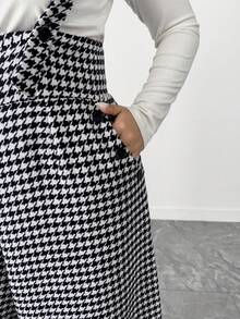 SHEIN PETITE CURVE 新款千鸟格休闲通勤优雅大码女式连体裤 - 黑與白 - 查看 4