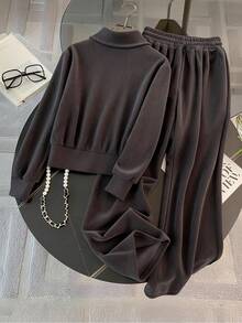 SHEIN LUNE Bộ đồ nữ cỡ lớn, kiểu dáng thường ngày, màu đất, thêu họa tiết, có dây rút, chất liệu nhung kẻ, gồm áo khoác dài tay và quần, thích hợp cho mùa Thu/Đông. - Cà phê nâu - Xem 2