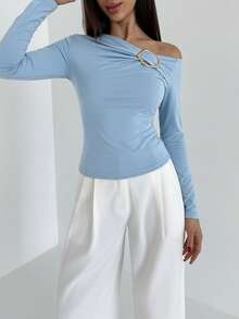 Aloruh 女士秋冬金属装饰斜肩修身T恤 - 淺藍色 - 查看 6