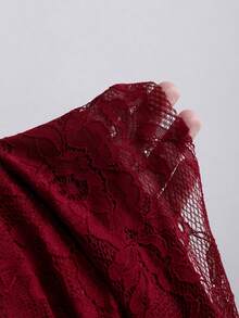 Sweetra Chân váy mini xòe dáng vintage thanh lịch, gợi cảm với họa tiết ren phối ghép, vạt áo xếp ly bất đối xứng, thích hợp cho tiệc Valentine. - Màu Đỏ Sâu - Xem 4