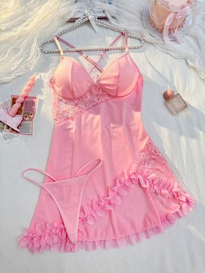 SHEIN 情人节性感甜美迷人少女粉色刺绣拼接泳衣面料吊带裙+内裤两件套女士内衣套装