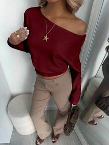 Aloruh 新款休闲不对称肩部修身长袖T恤，95%棉，适合日常穿着 - 酒紅色 - 查看 4