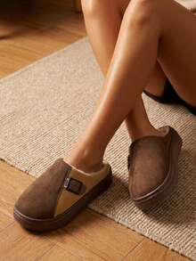 Unisex pantuflas de forro afelpado hebilla decorativa punta cerrada estilo acogedor para uso en casa pantuflas - Marrón - Ver 4