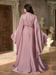 Aureia 大码优雅奢华莲花粉色中式立领不规则荷叶袖串珠亮片刺绣腰带A字裙摆连衣裙，适合晚宴、盛会、婚礼、正式场合（装饰繁复） - 藕粉色 - 查看 11