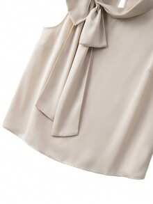 GlowEve CURVE Áo kiểu không tay bằng satin thắt nơ dành cho nữ cỡ lớn, thanh lịch cho mùa xuân/hè. - Màu be - Xem 5