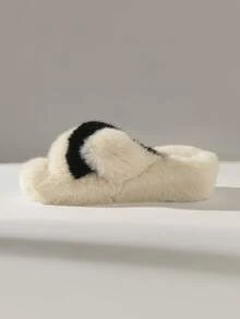 Solecia Women's Fashionable Fluffy Platform Wedge Slippers