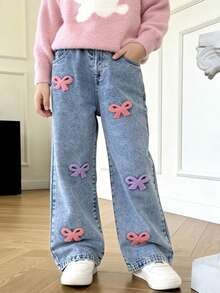 少女可爱风牛仔裤，复古浅蓝色牛仔布，饰有蝴蝶刺绣，宽松直筒版型，面料柔软舒适，适合日常穿着、上学和通勤，春夏秋冬皆宜。 - 淺色水洗藍 - 查看 8