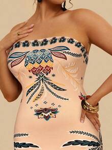 Travachic 大码女士热带印花无肩带连衣裙，弹力针织长裙，适合夏季度假 - 杏色 - 查看 3