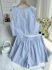 SHEIN EZwear 大码夏季休闲条纹背心短裤套装，适合毕业季、返校季、秋冬季教师穿着。