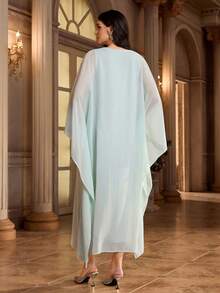 Al Najma 女士花卉刺绣V领蝙蝠袖优雅阿拉伯连衣裙 - 薄荷綠 - 查看 2