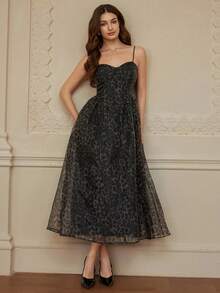 Aveloria Rosie Vestido de tirantes de organza con estampado de leopardo y volumen, vestido sin mangas con bajo acampanado - Multicolor - Ver 4