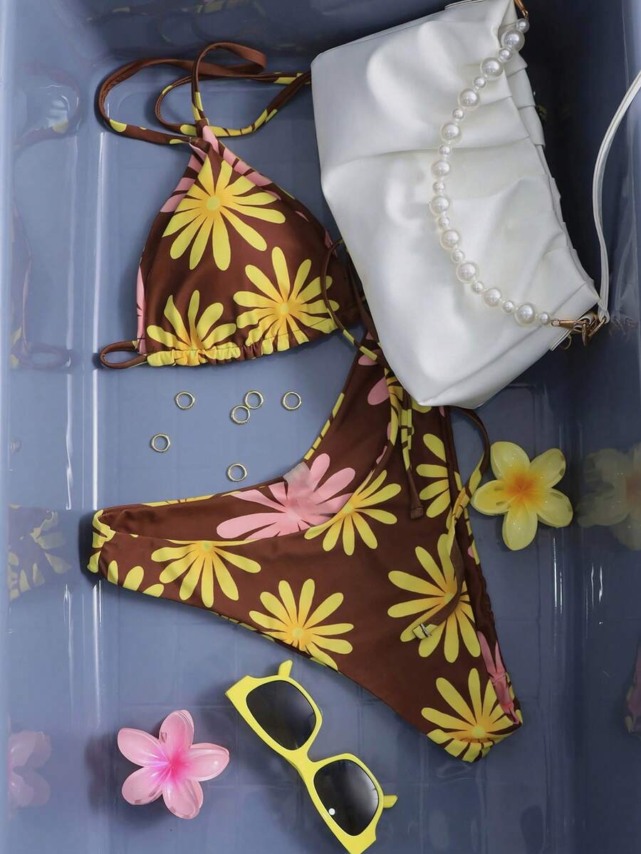 Swim Mod Women's Sexy Elegant Daisy Print Reversible Wireless Bikini Set, Spring/Summer - Multicolor - View 1