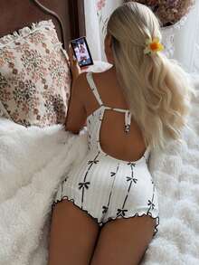 CottageSlumber 女士白色U领露背蝴蝶结设计连体睡衣 - 白色 - 查看 7