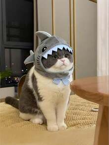 PETSIN 1 chiếc mũ đội đầu hình cá mập mềm mại, sang trọng, ngộ nghĩnh dành cho chó và mèo. Có thể điều chỉnh, là phụ kiện đáng yêu, hoàn hảo cho sử dụng hàng ngày, chụp ảnh, dự tiệc và làm đạo cụ cho thú cưng trong các dịp lễ. - Nhiều màu - Xem 2