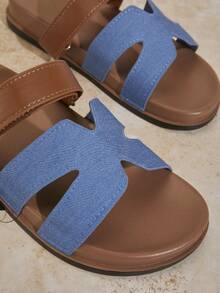 SHUZIA Women's Comfortable, Durable, Essential Flat Sandals Valentine's Day - Brown - View 3