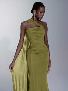 Elitara 优雅棕色无肩带高弹力亮面网纱褶皱美人鱼不对称领口飘逸连衣裙，适合约会、婚礼、活动、伴娘等场合 - 橄欖綠 - 查看 4