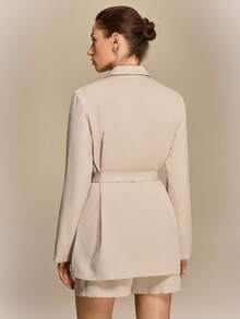 Hanevo Women's Solid Color Lapel NeckLong Sleeve Single-Breasted Jacket And Shorts Casual Suit Set - Apricot - View 2
