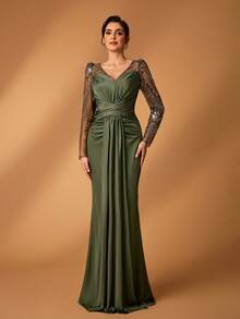 Serin 优雅奢华的串珠、亮片和刺绣弹力针织泳衣面料，配以透明褶皱袖和美人鱼裙摆，适合婚礼、派对、度假、新娘、新娘母亲等正式场合穿着。 - 軍綠色 - 查看 8